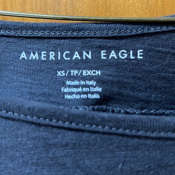 NWT AE grey xs shirt sleeve top - Picture 2 of 4